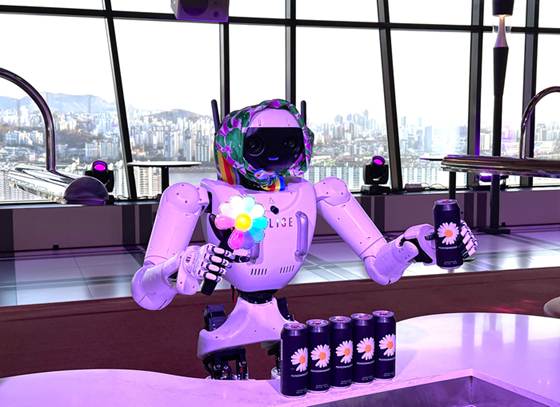 Meet Alice: The AI Robot Revolutionizing Industry Today! - ainewsera.com